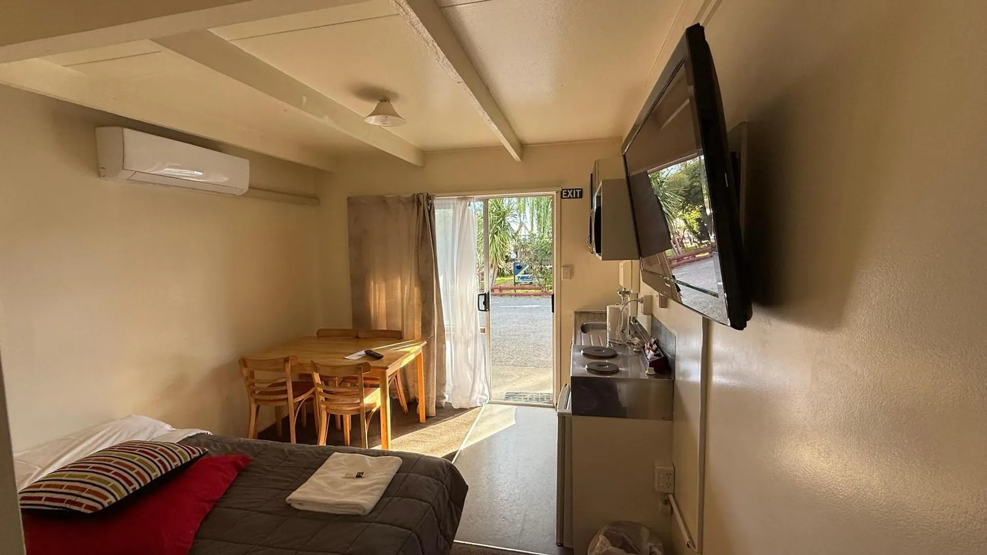 Camellia Court Family Motel Lac Lac Taupo